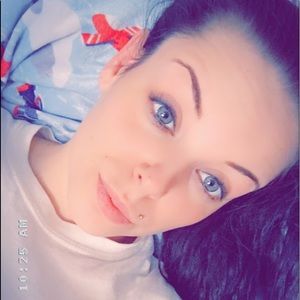 Meet your Posher, Katelyn